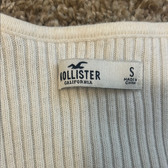 Hollister Off White Ribbed Knit Sweater - Picture 2 of 6